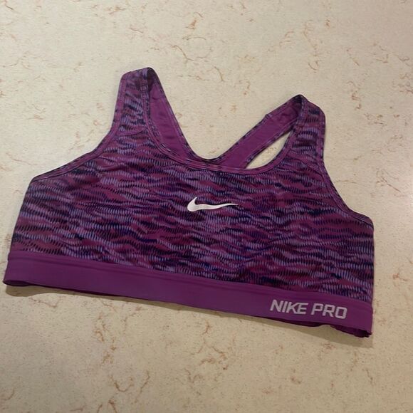 Nike Other - Nike sports bra SZ medium purple and blue PRO